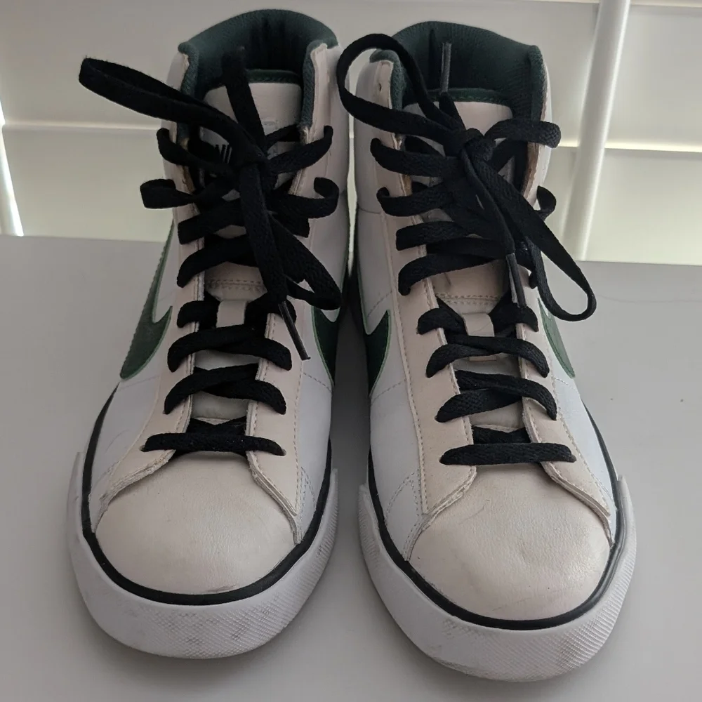 Nike euc cute